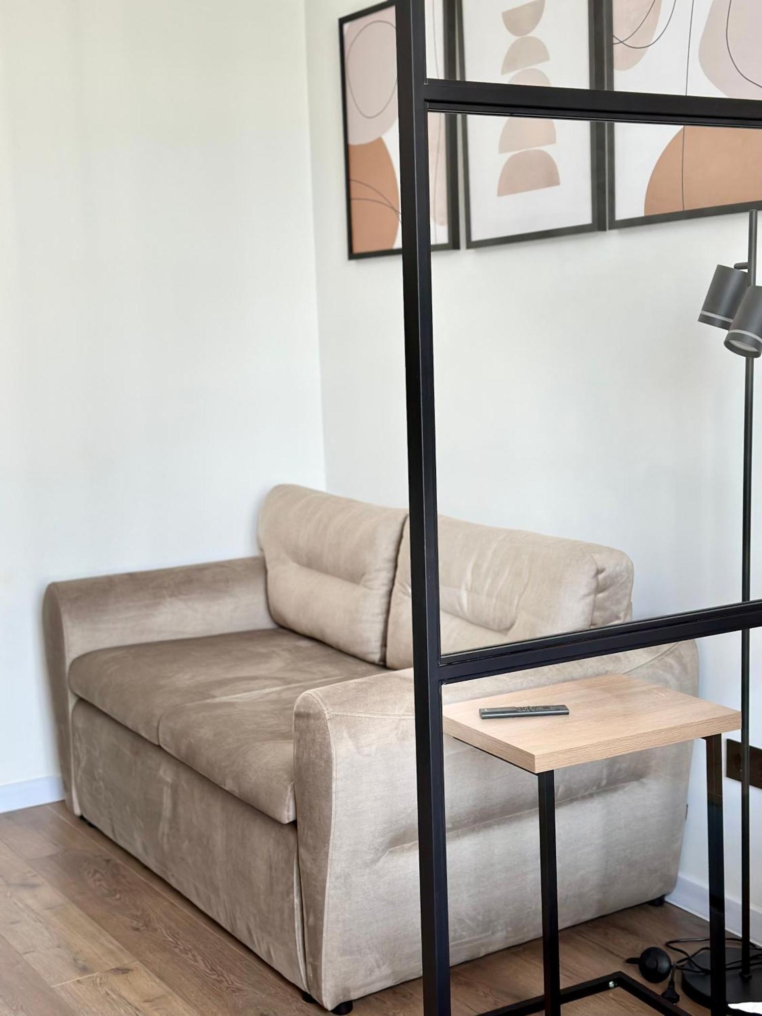 Romantic Apartments - In The Center Of Lviv , King-Size Bed Extérieur photo